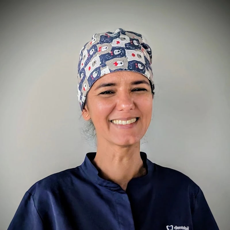 Dr Stephanie Nirlo - Cabinet Dentalpéi