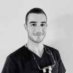 Portrait du Dr Thibault Decamps, chirurgien-dentiste au cabinet Dentalpéi